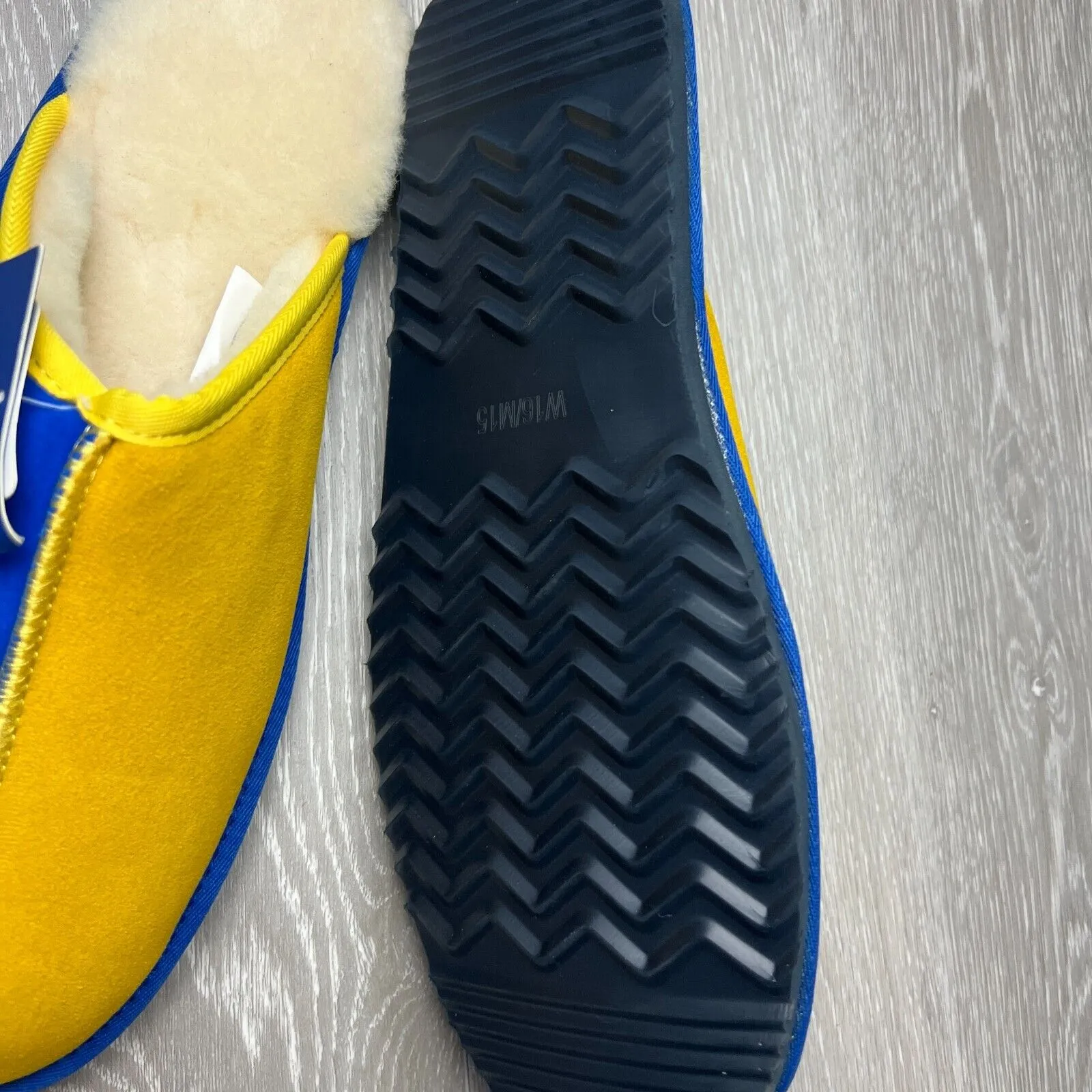 AFL Team Kicks West Coast Eagles Merino Wool Slippers Size US W 15 / M 14