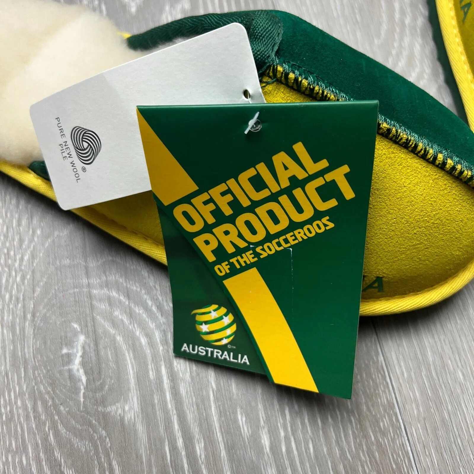 Australia Socceroos Merino Wool Slippers Size US W6 / M5
