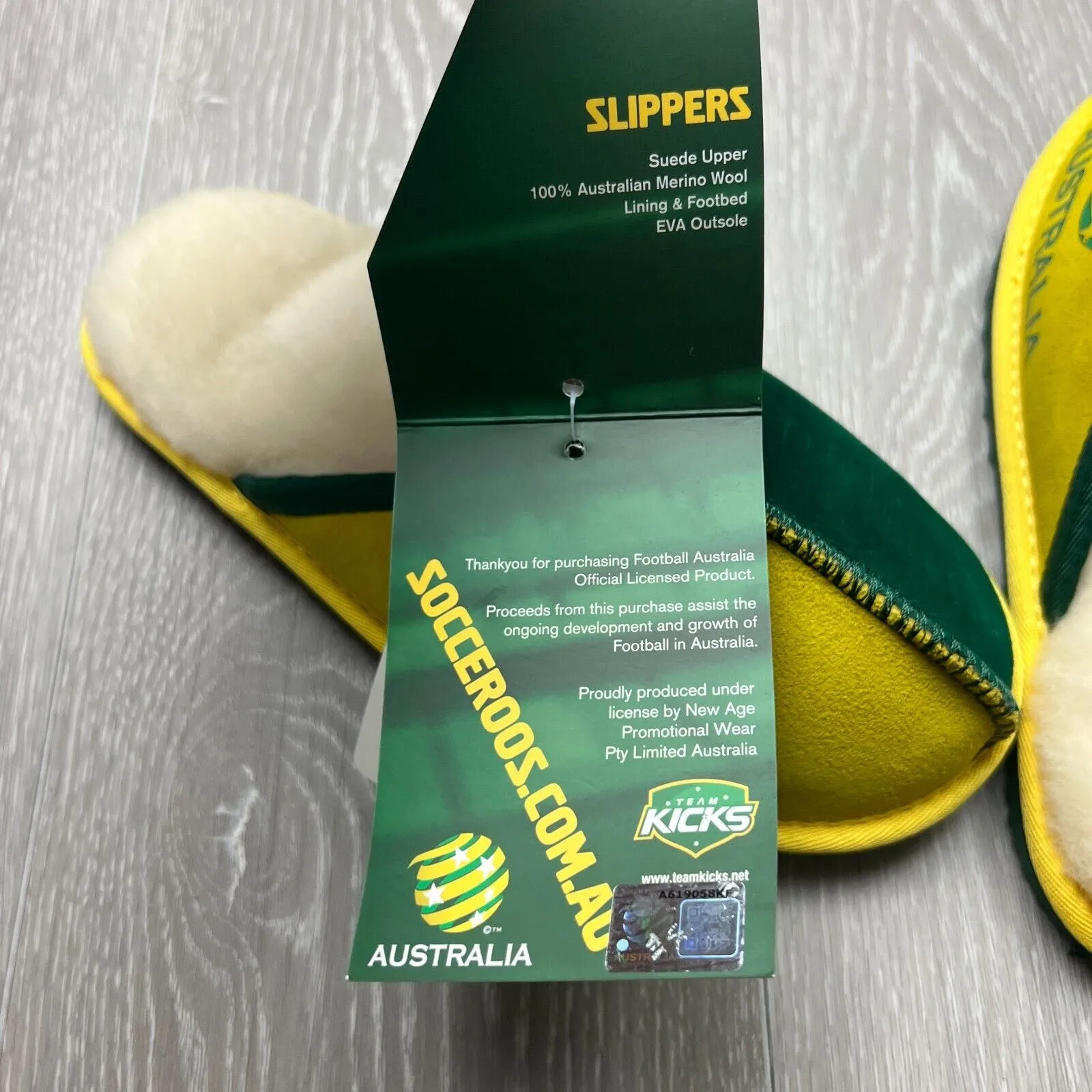 Australia Socceroos Merino Wool Slippers Size US W6 / M5