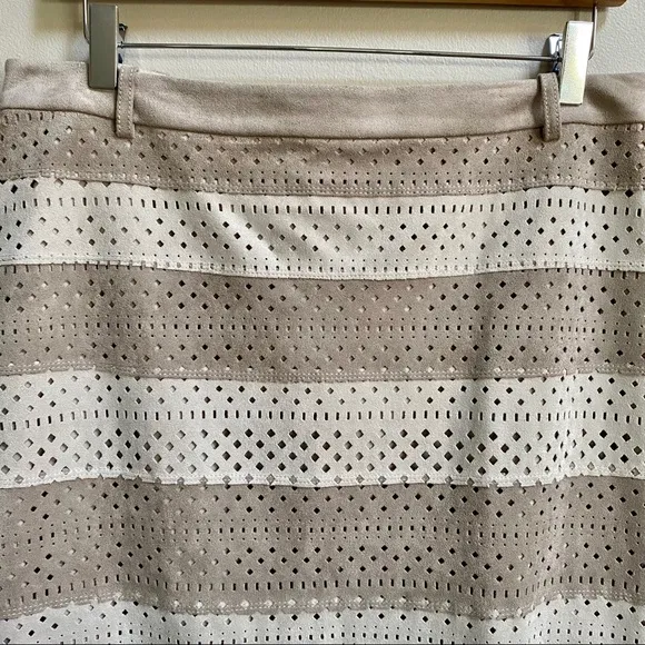 BCBGMAXAZRIA Vitta Faux Suede Pencil Skirt Size 12