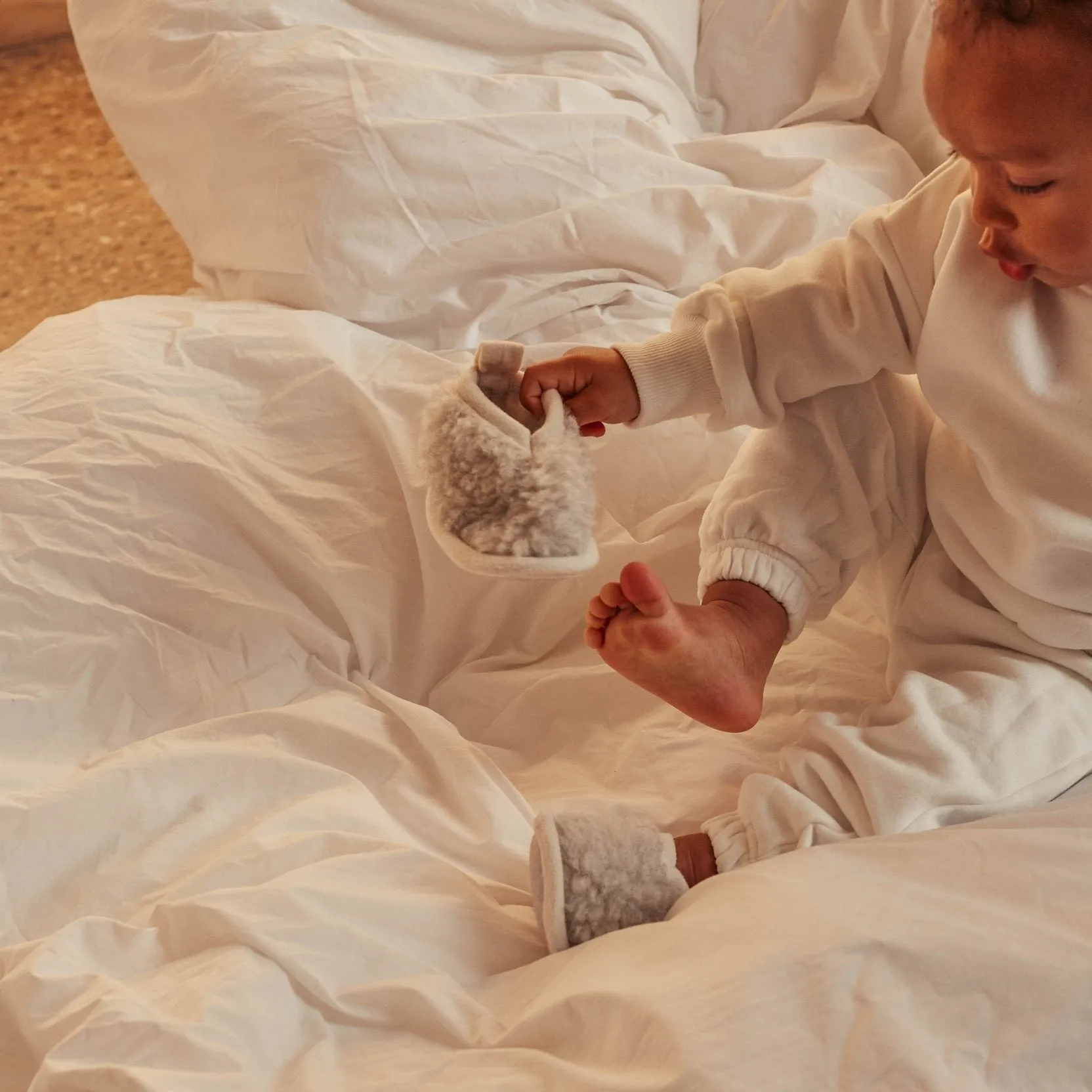 Bini Merino Wool Baby Booties (Cloud)