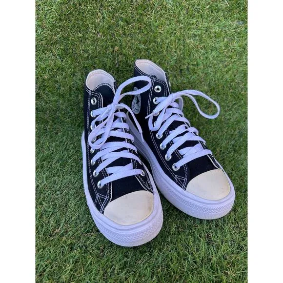 Converse Chuck Taylor All Star Move Platform Size 7