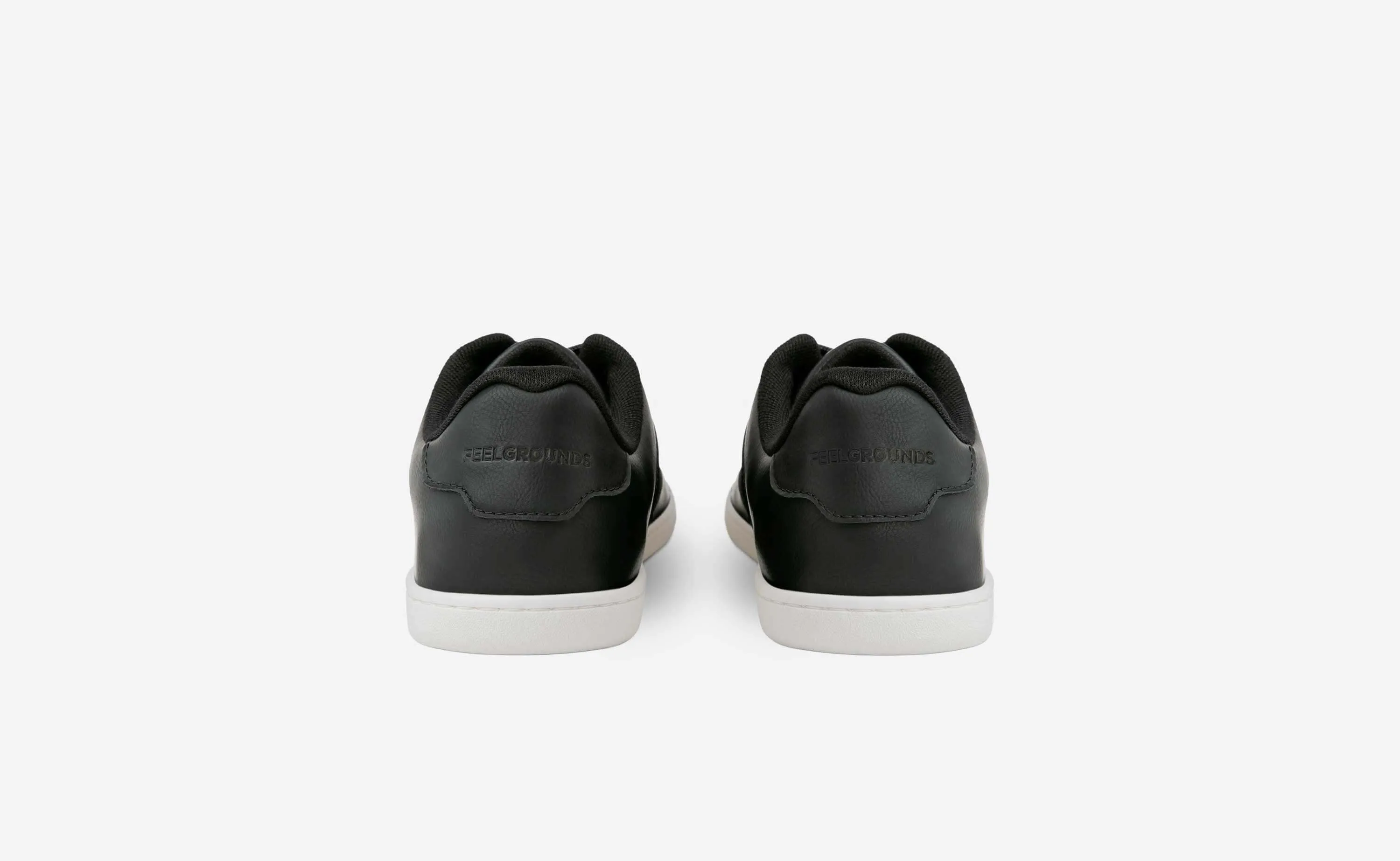 Courtside Classic - Black & White