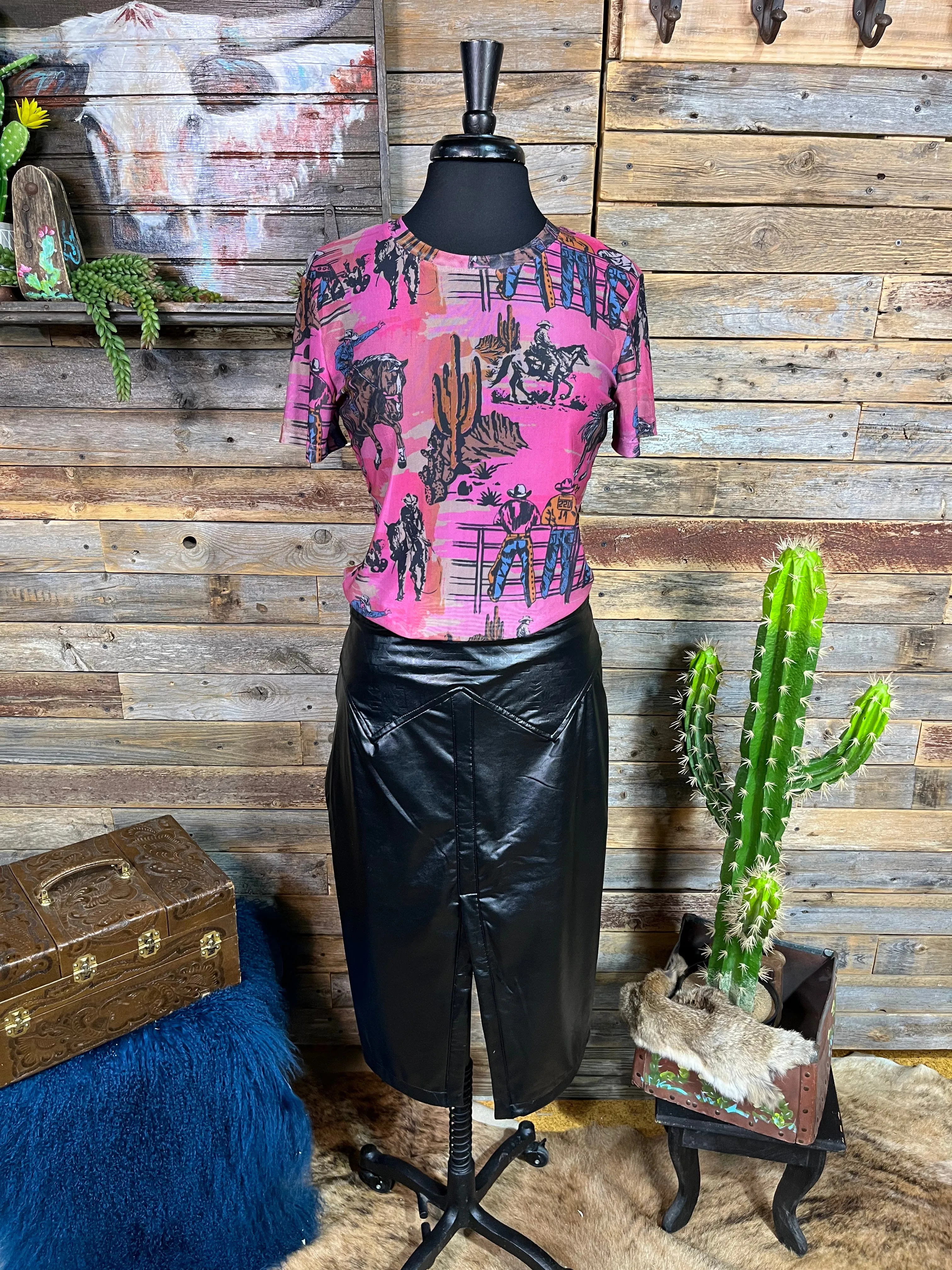 Cowboy Fuchsia Mesh
