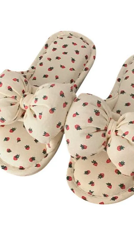 Cream Bow Indoor Slippers with Strawberry Pattern – Cozy House Shoes