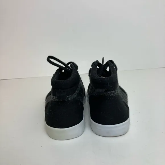 🌸Gymboree New Black &amp; Gray Lace Up Hightop Sneaker Shoes