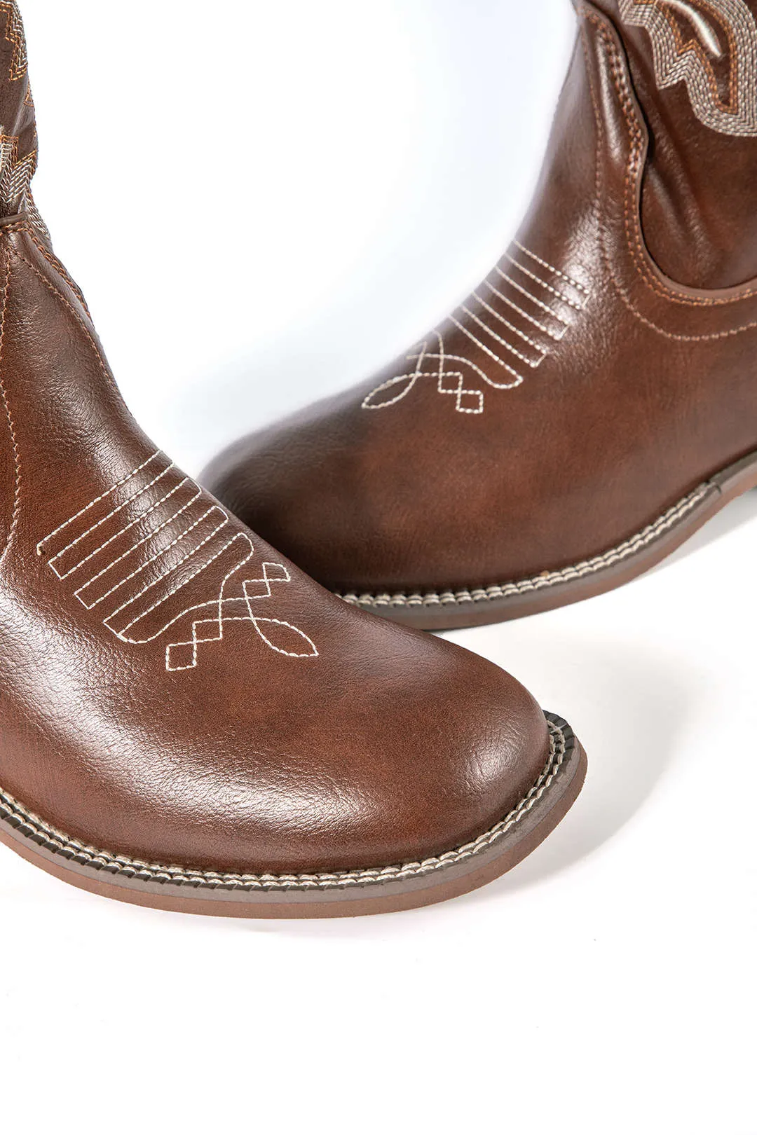 Hannah - Retro Embroidered Design Woman's Chunky Heel Mid Calf Boots