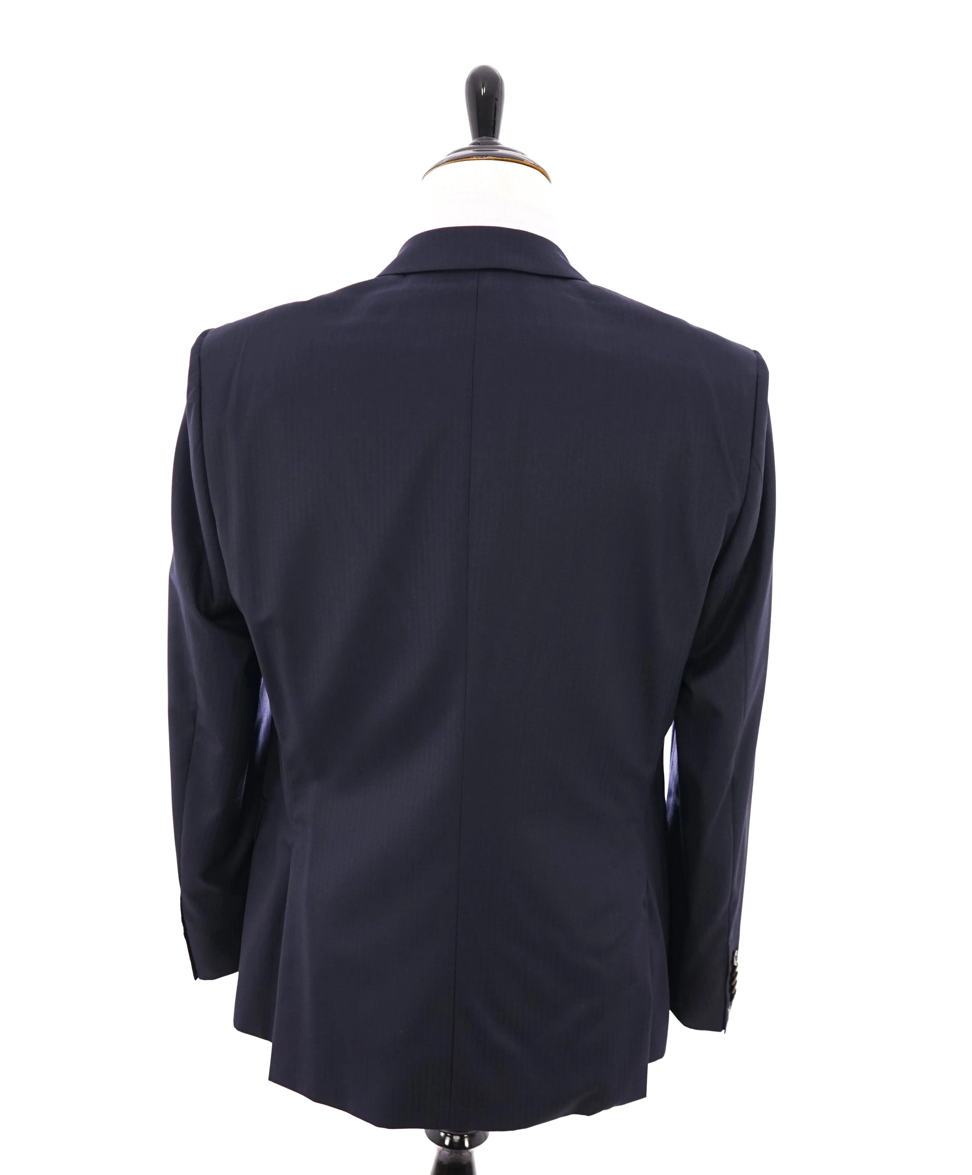 HUGO BOSS - SILK "TAILORED" Collection 5-Button Pearl Sleeves PREMIUM - 44R