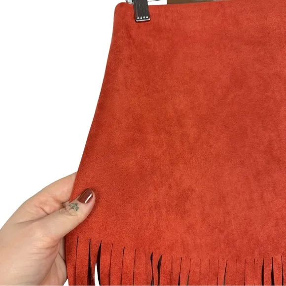 Kittenish Fringe With Benefits Boho Faux Suede Fringe Hem Front Zip Mini Skirt M