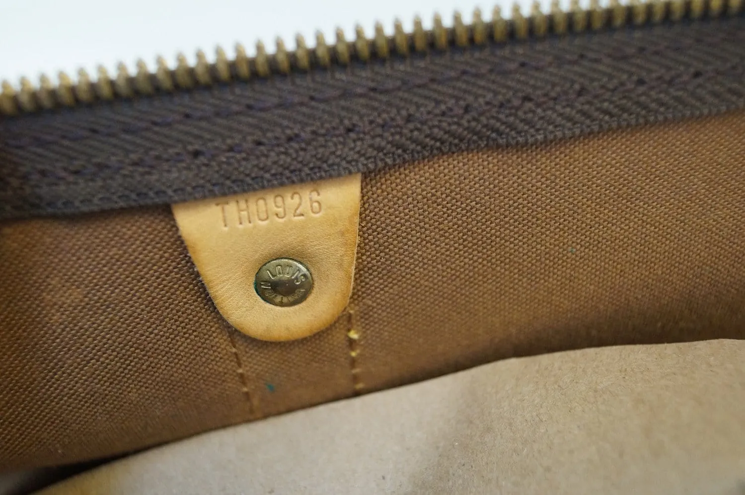 LOUIS VUITTON Monogram Canvas Keepall Bandouliere 60 Travel Bag