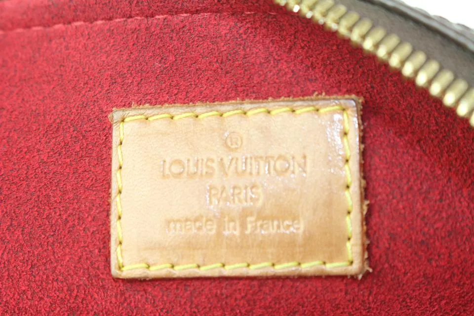 Louis Vuitton Monogram Coussin GM Flat Shoulder bag 98lv50
