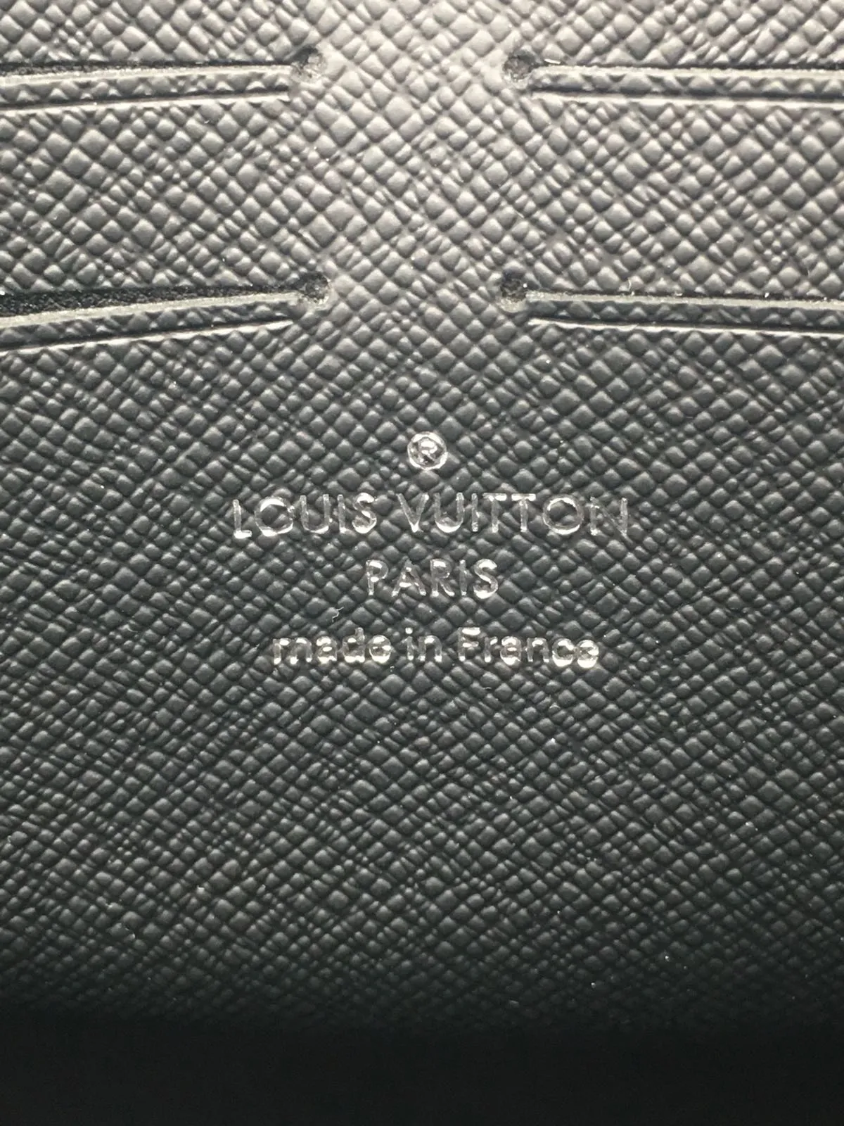 Louis Vuitton | Pochette Voyage MM | M63039