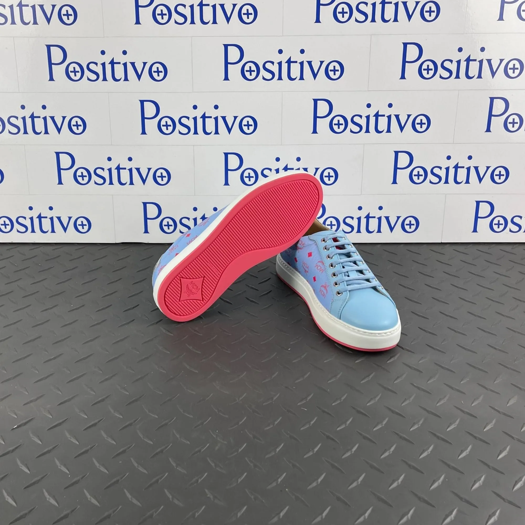 MCM Womens Blue Bell Leather Low Top Sneakers
