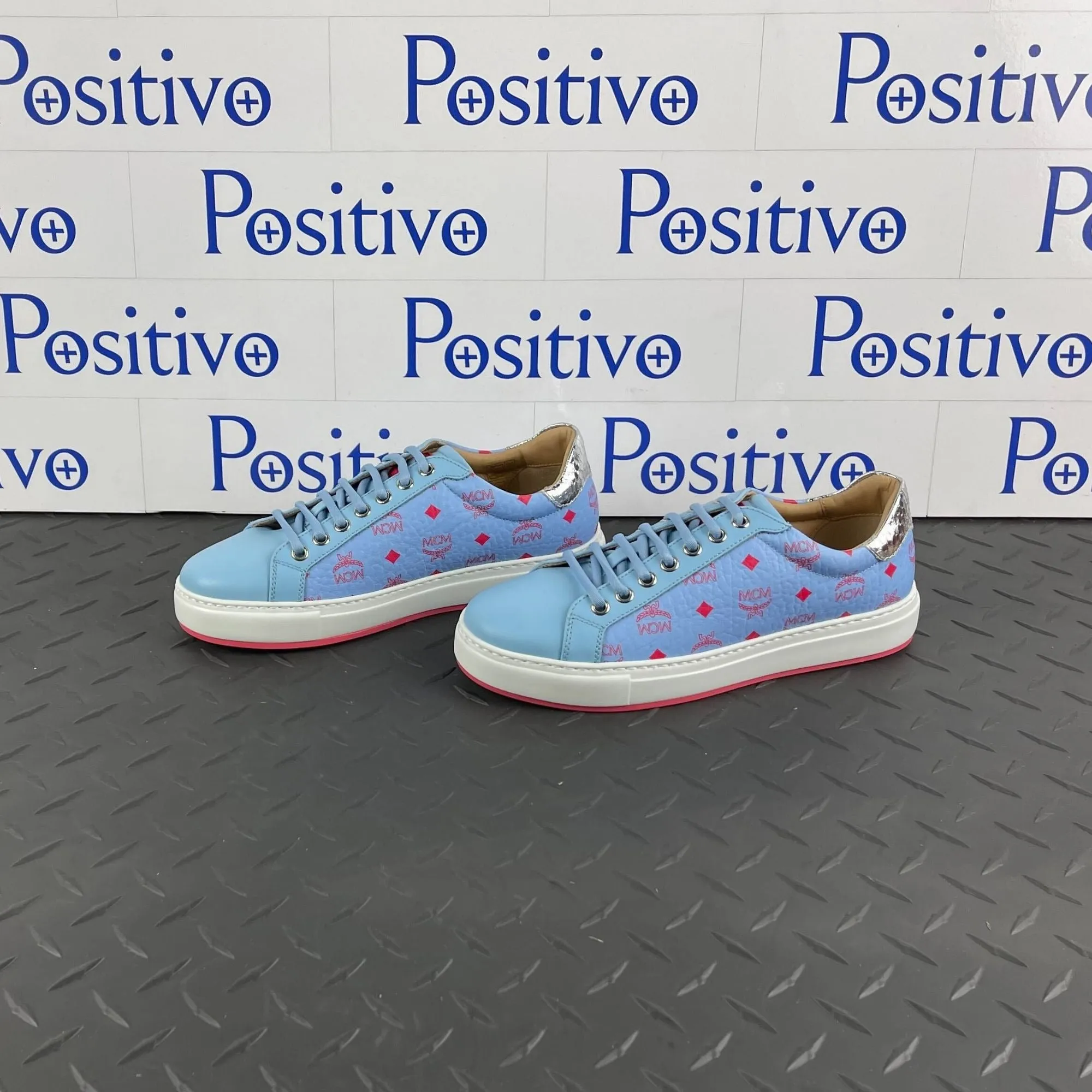 MCM Womens Blue Bell Leather Low Top Sneakers
