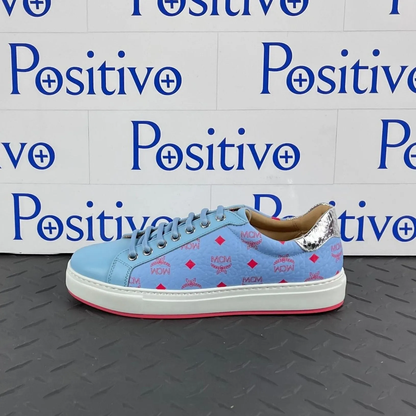 MCM Womens Blue Bell Leather Low Top Sneakers