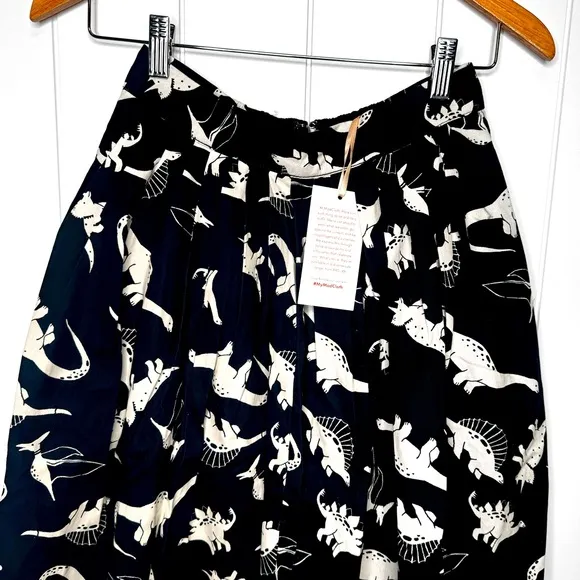 Modcloth Skirt S Black Dinosaur Print Novelty Pockets Flare Teacher Academia