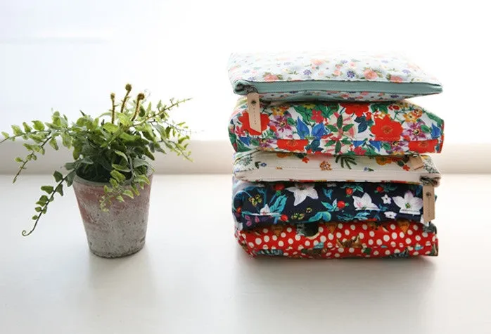 Nathalie Lete Flat Pouch - Blue Garden