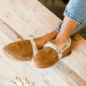 New with tags! Isotoner Women's Recycled Microsuede A Line Memory Foam Slippers in Cognac, Sz MD 6.5-7.5