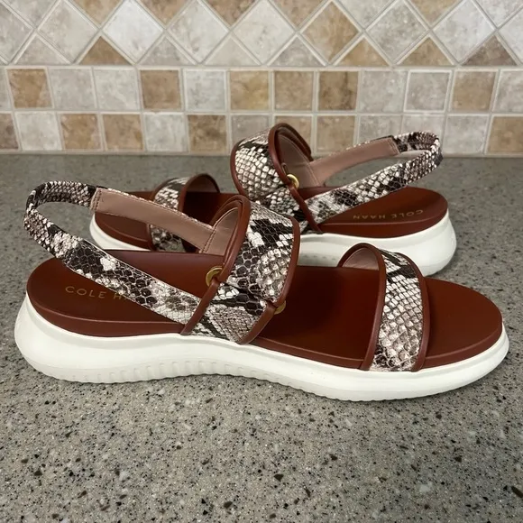 NWOB Cole Haan Zerogrand Merrit Sandals in Sand Snake Print Size 10.5