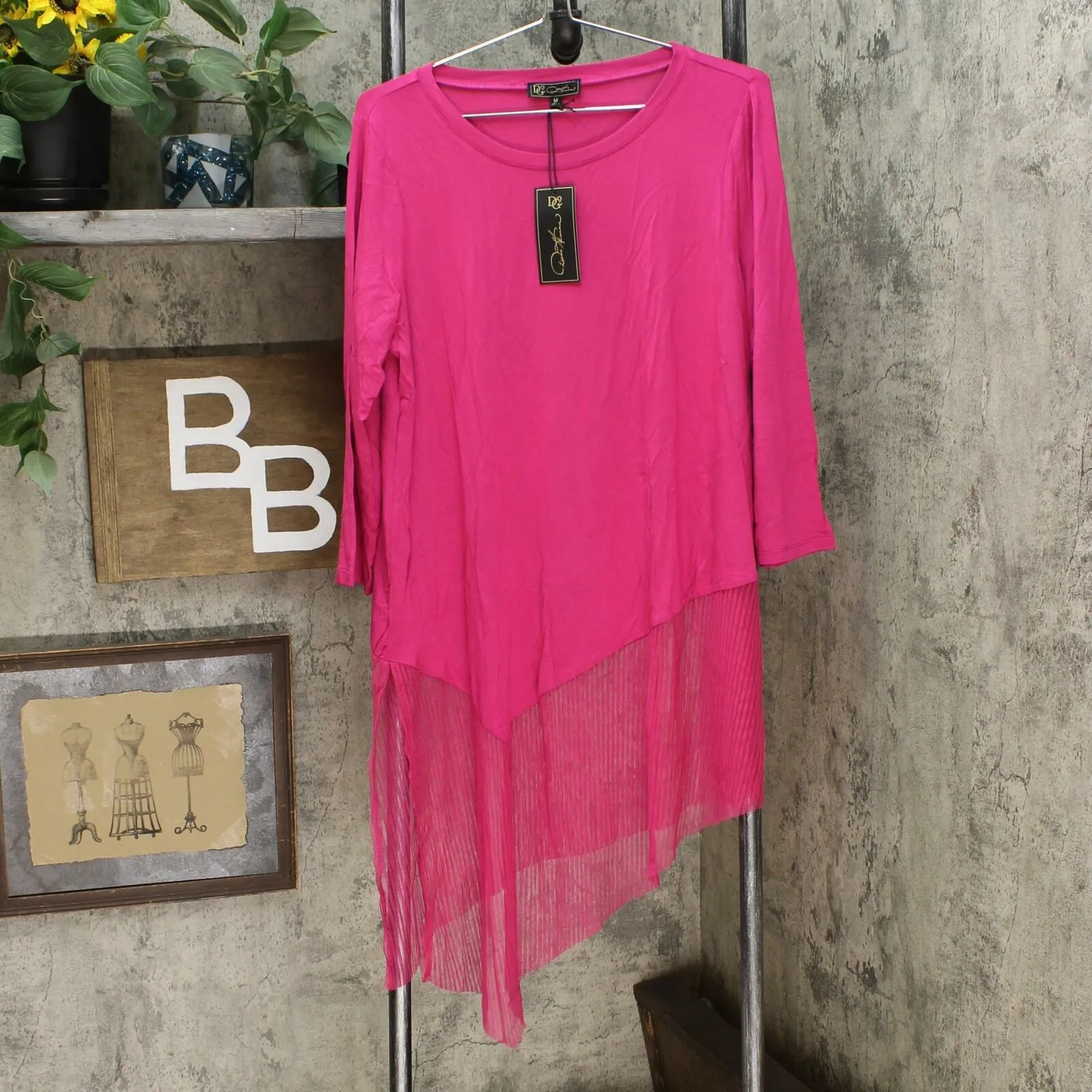 NWT DG2 By Diane Gilman Womens Mixed Media Asymmetric-Hem Top. 710378 Medium
