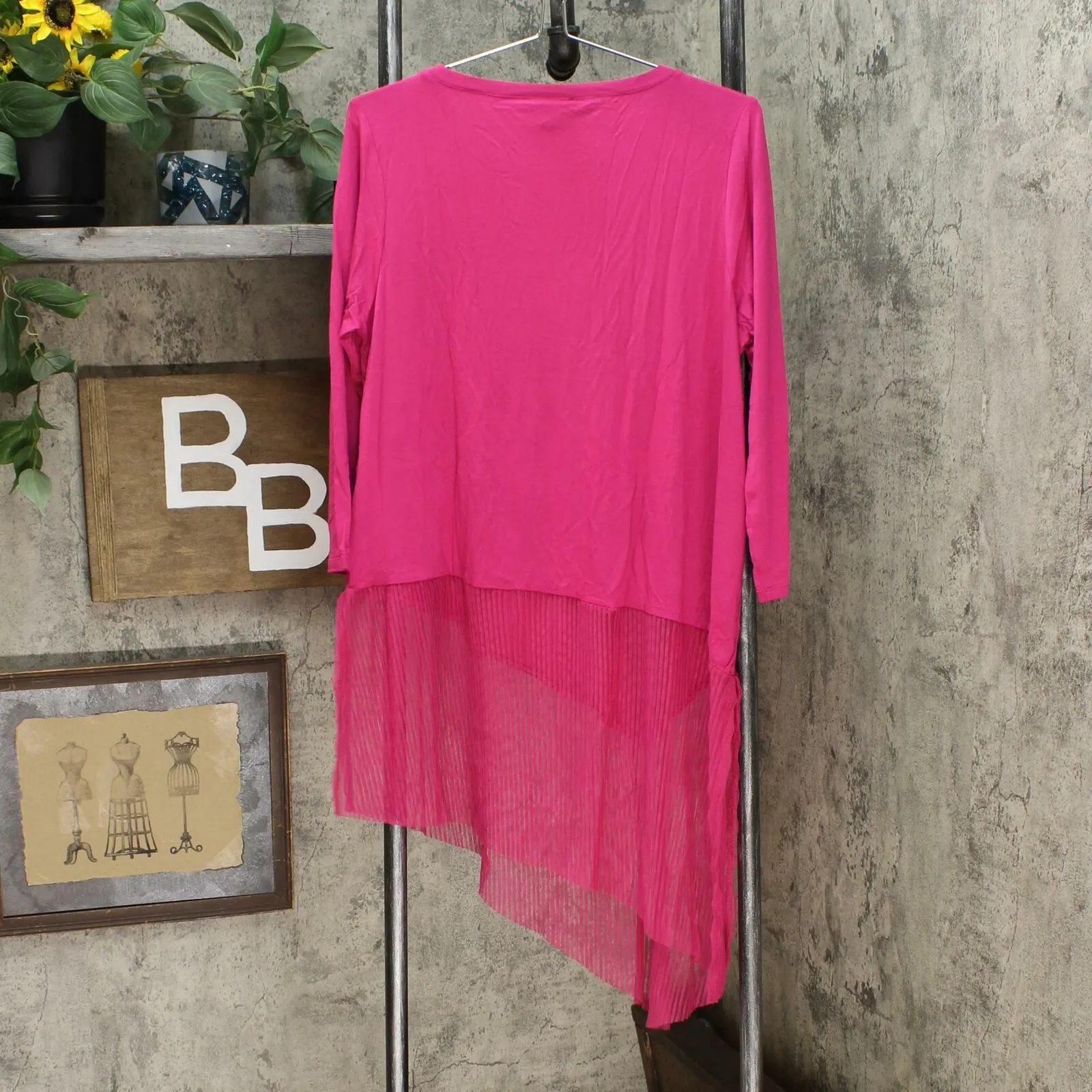 NWT DG2 By Diane Gilman Womens Mixed Media Asymmetric-Hem Top. 710378 Medium