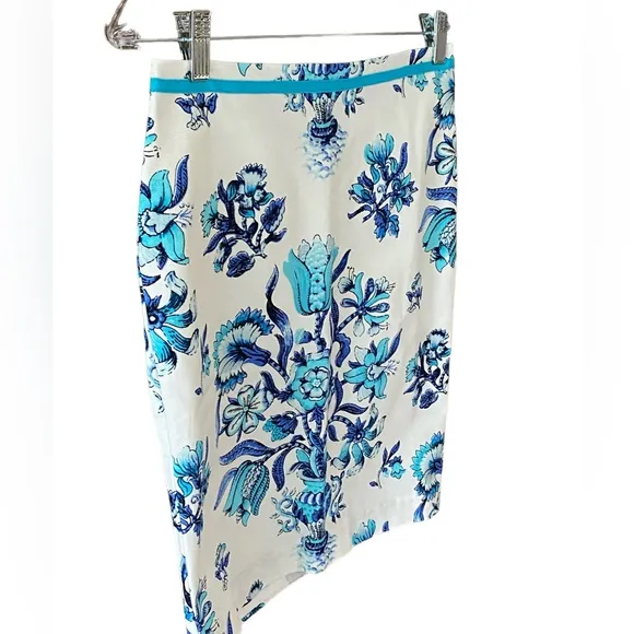 NWT Talbots Blue and White Floral Cotton Canvas Skirt Size 4P