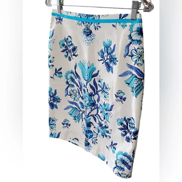 NWT Talbots Blue and White Floral Cotton Canvas Skirt Size 4P