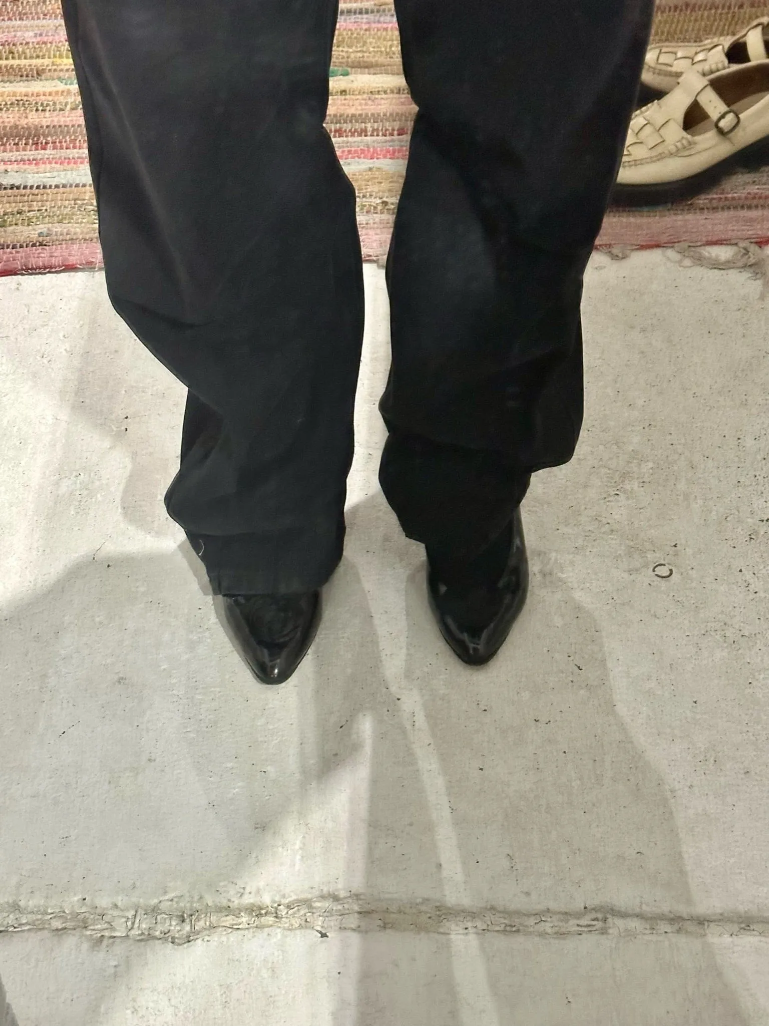 Ollie Denim in Black   Dark Wash