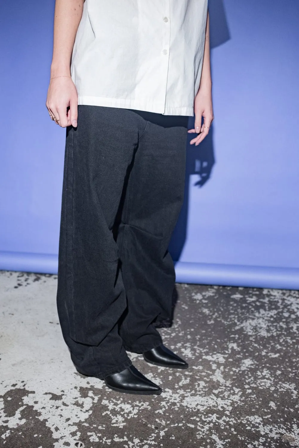 Ollie Denim in Black   Dark Wash