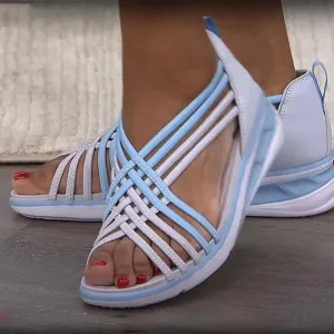 Sports walking sandals