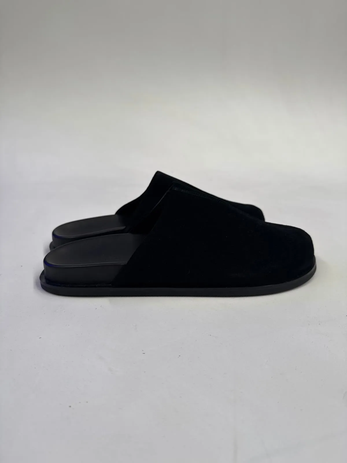 ST. AGNI Claudia Mule - Black