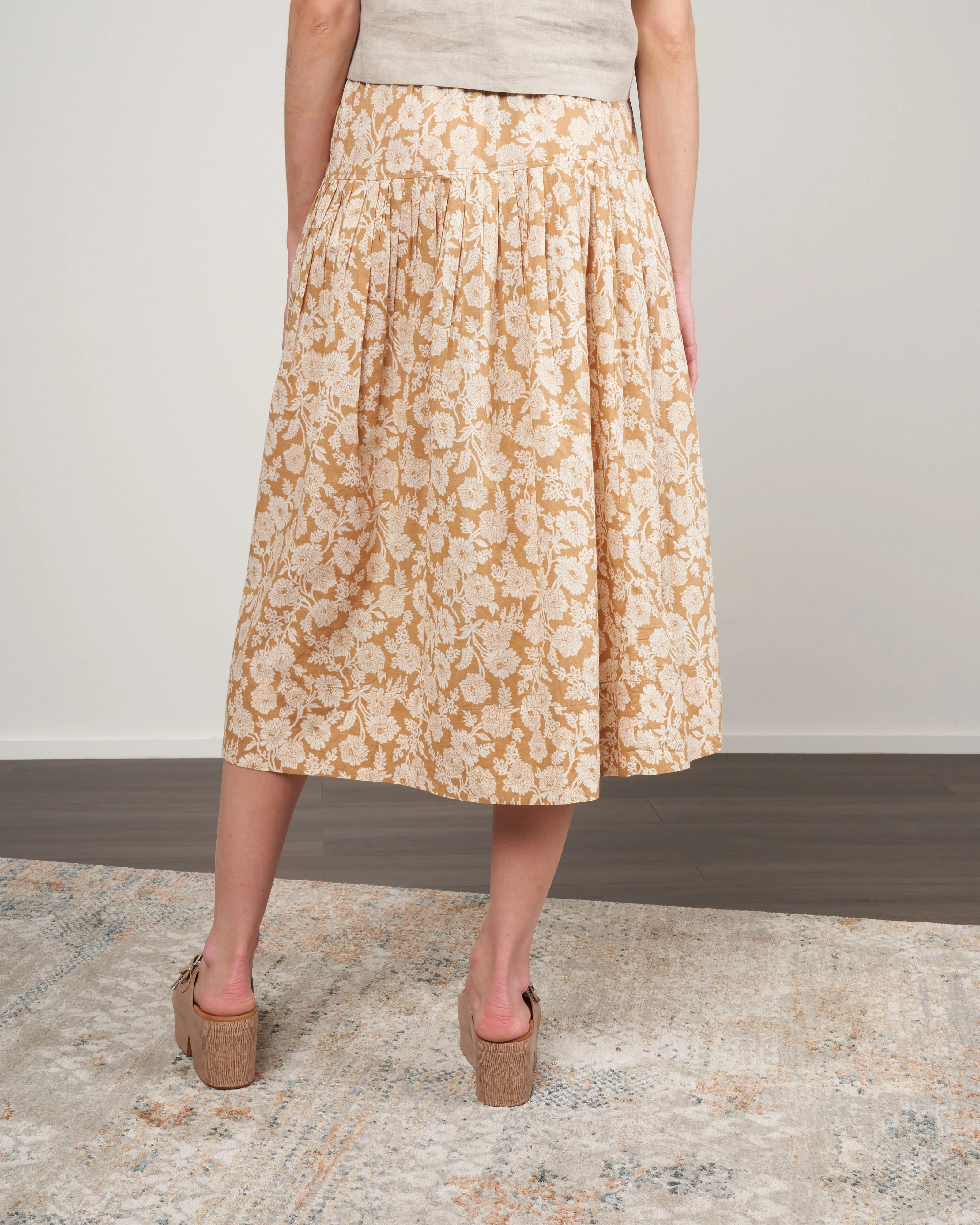 the highland skirt - oat wild brush floral
