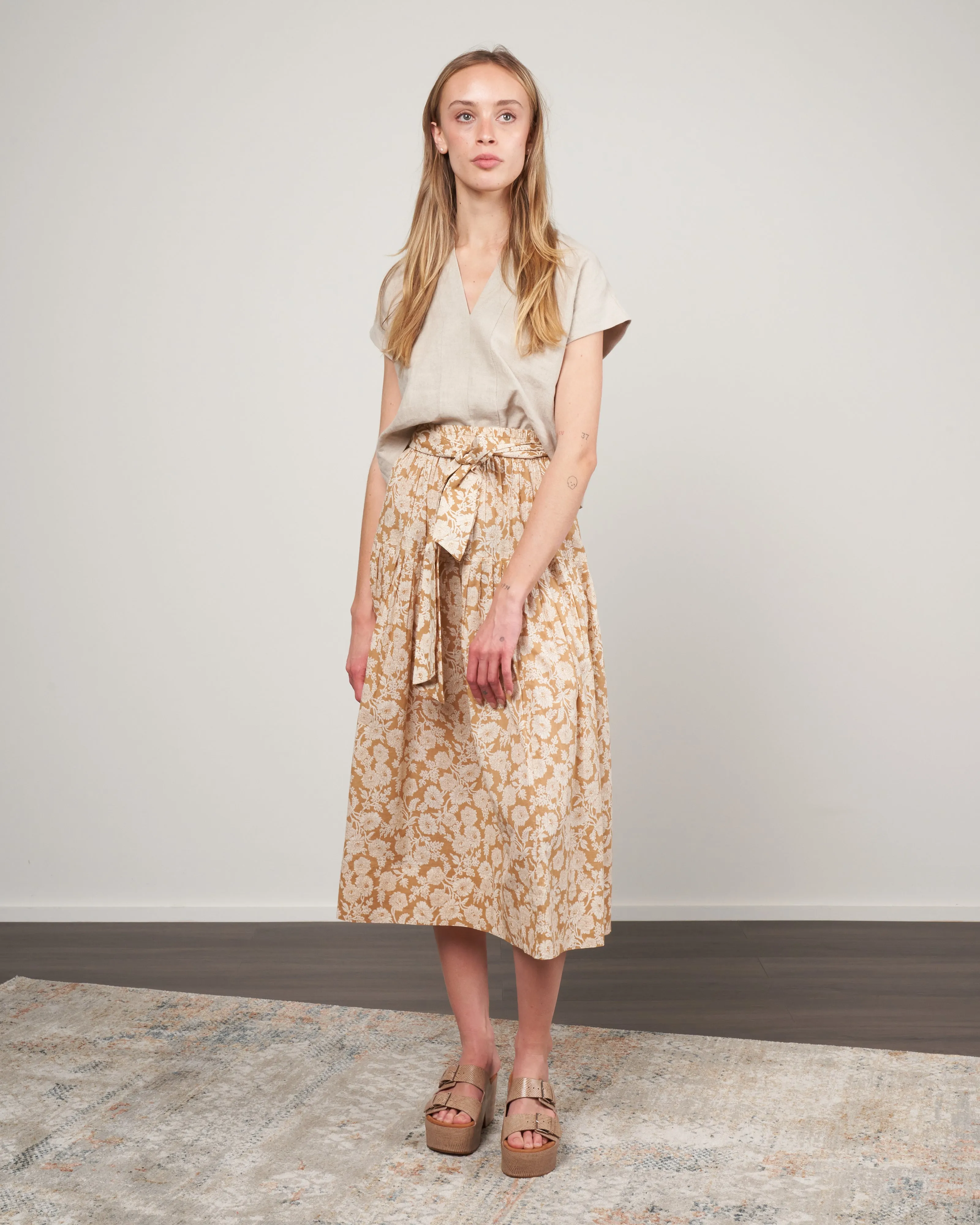 the highland skirt - oat wild brush floral