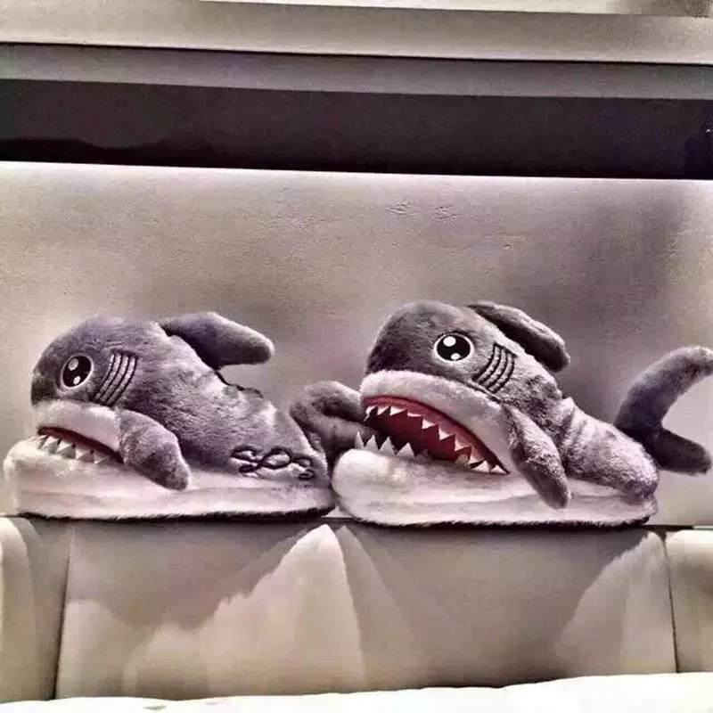 Winter Slippers Women and Men Fashion Shark Slipper Cotton Warm Indoor slippers Lovely Cartoon Women Slippers Unisex
